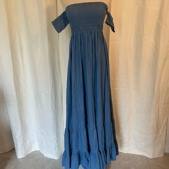 long sleeve jacquard dress Lucy Jacquard Midi Dress in Midnight Blue